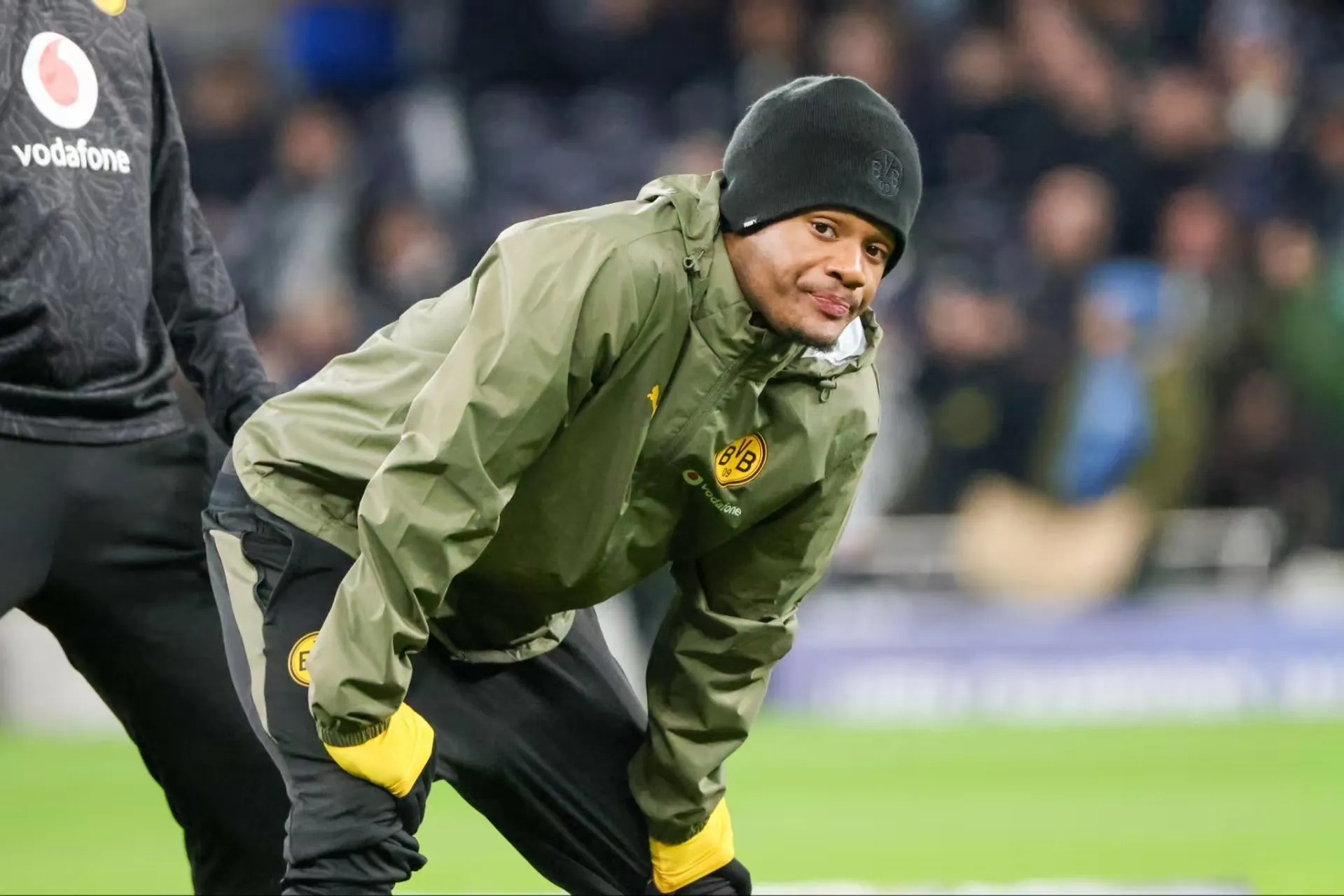 开云注册-多特蒙德19岁边锋杜兰维尔租借加盟巴塞尔，不含买断合条款