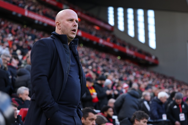 开云注册-卡拉格谈斯洛特遭批：一些球迷自带优越感；球队阵容构成并不合理